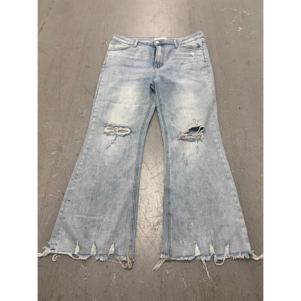 Risen Jeans‎ Womens 15/32 Light Wash Denim Distressed Flared Leg Streetwear Y2K